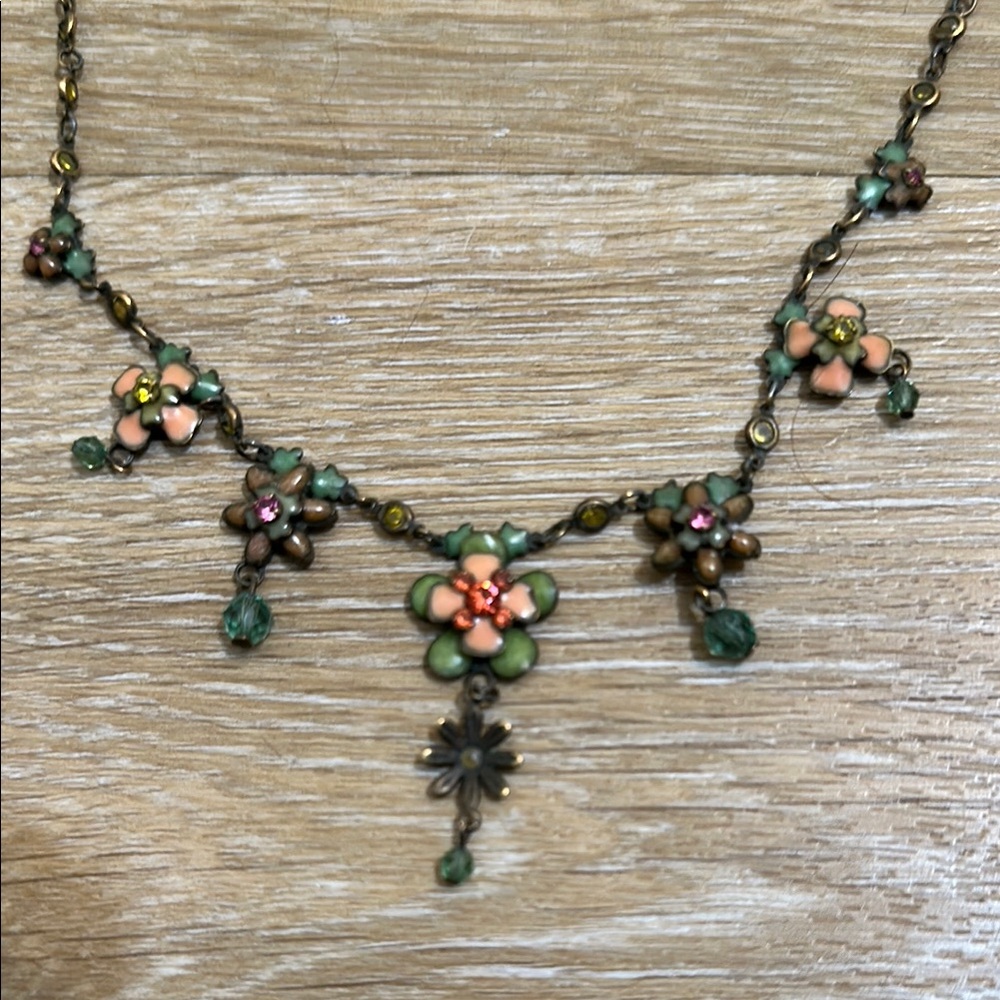 FRESH FLOWERS Vintage Pink and Green Floral Necklace